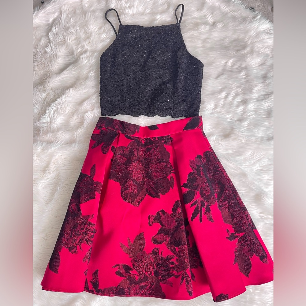 Women’s Two Piece, Skirt and Top, Size 1/2, Nylon and Polyester, Good Condition.